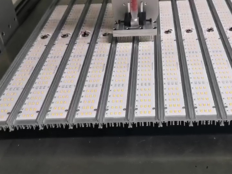 植物燈淋膠機視頻